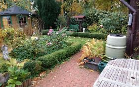 Ruhige, gemütliche 1-Zimmer Gartenwohnung für 2 Erwachsene und 2 Kinder